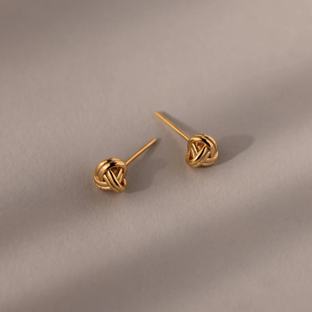 Dolce Nodo Studs