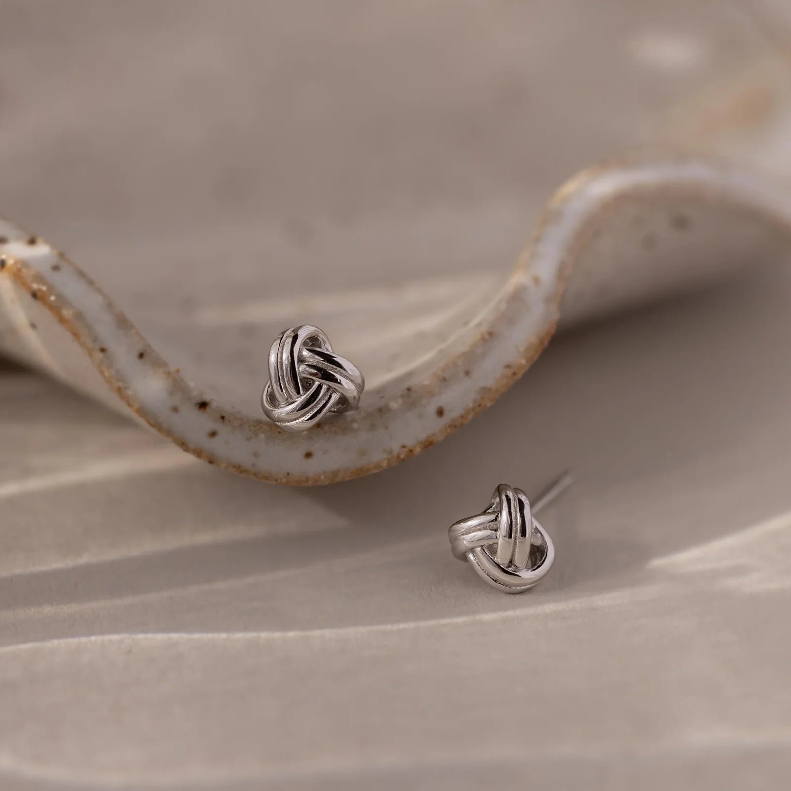 Dolce Nodo Studs