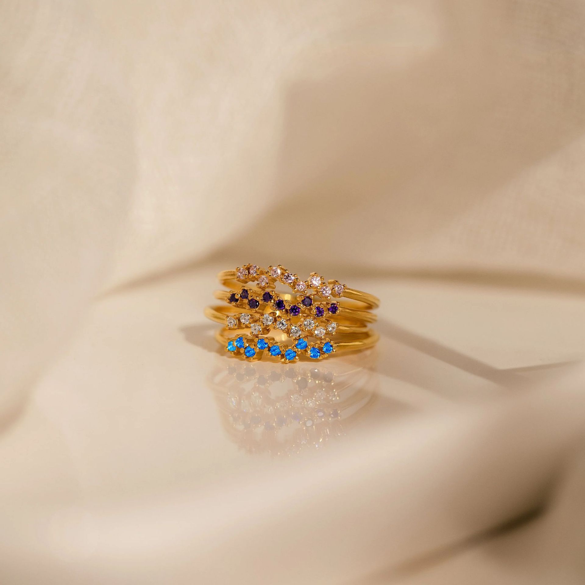 Evelis Birthstone Ring